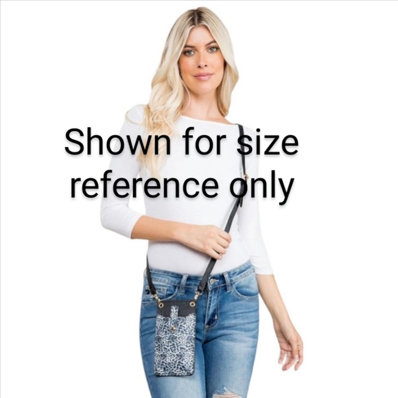 ⚡ LAST 1⚡Rainbow Python Print Crossbody - Picture 4 of 4